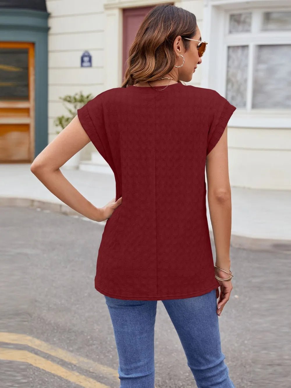 Everyday Ease Textured Top - Bayou Curves