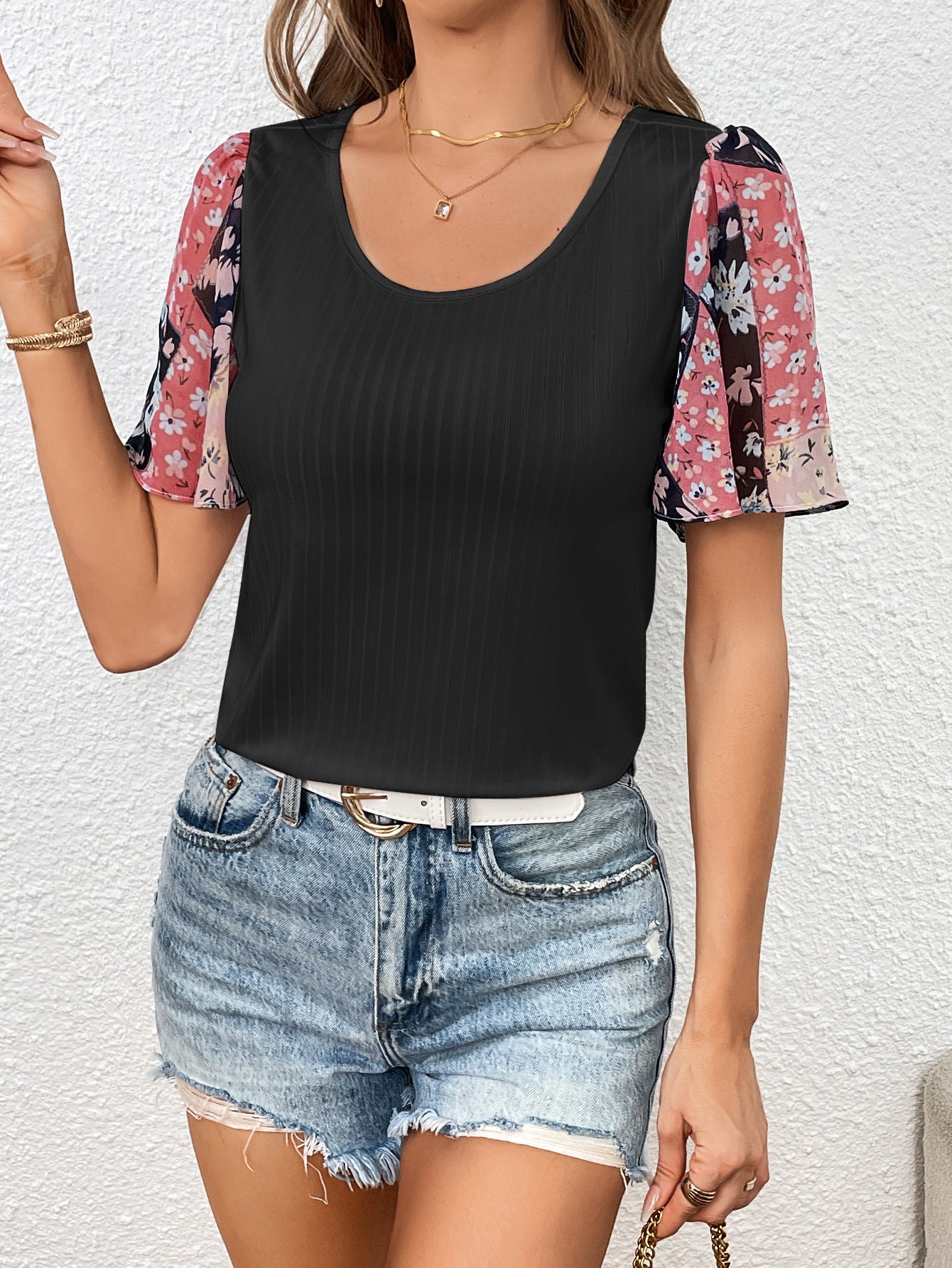 Ivy Lane Printed Puff Sleeve Round Neck Tee - Bayou Curves