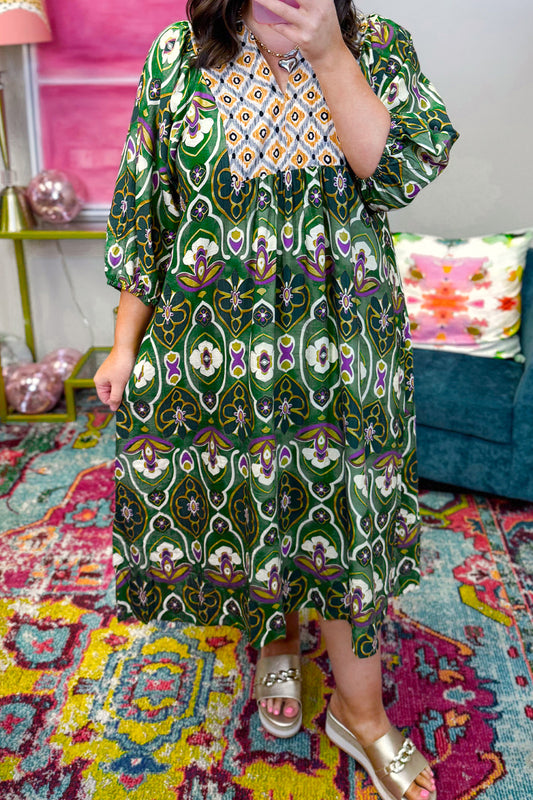 Plus Size Green Mixed Floral Patchwork V Neck Bracelet Sleeve Maxi Dress