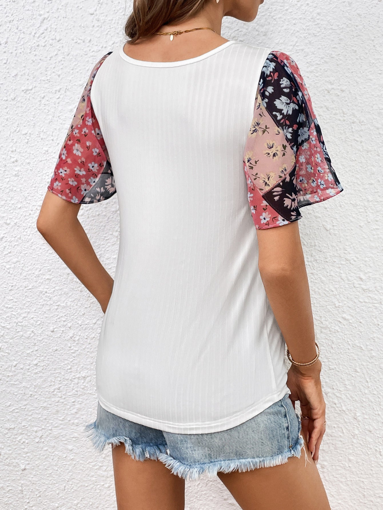 Ivy Lane Printed Puff Sleeve Round Neck Tee - Bayou Curves