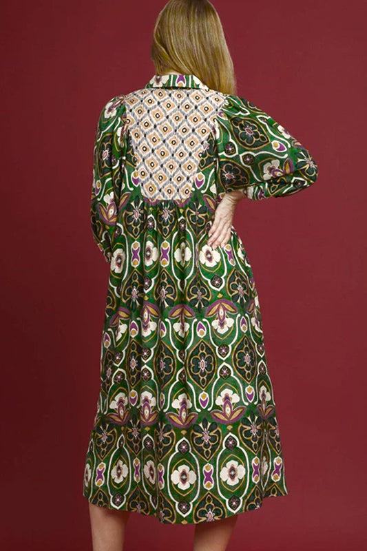 Plus Size Green Mixed Floral Patchwork V Neck Bracelet Sleeve Maxi Dress